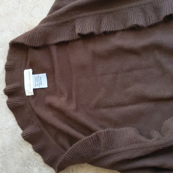 Beautiful Big Brown Wrap - Picture 2 of 4